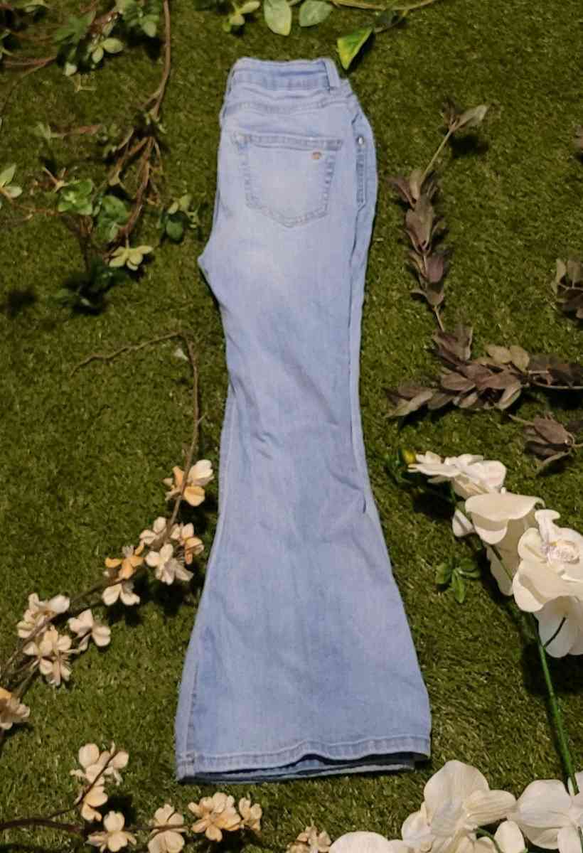 Light Wish Kids Flare Jeans