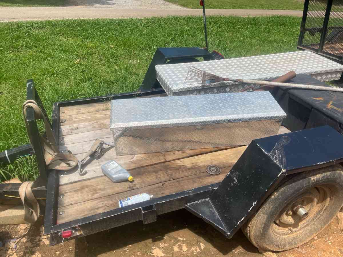 diamond plate tool boxes