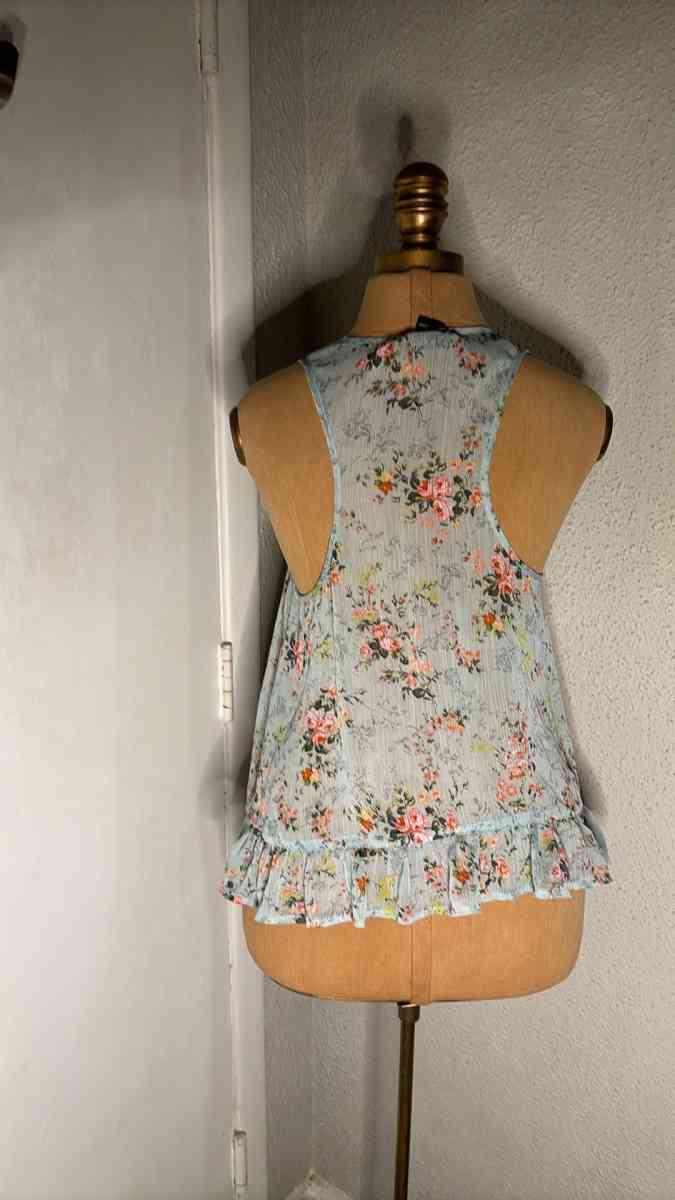 Living Doll Los Angeles Sleeveless Floral Tank Size S  Cotta