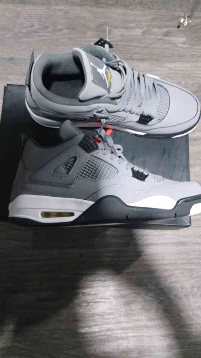 cool grey 4s
