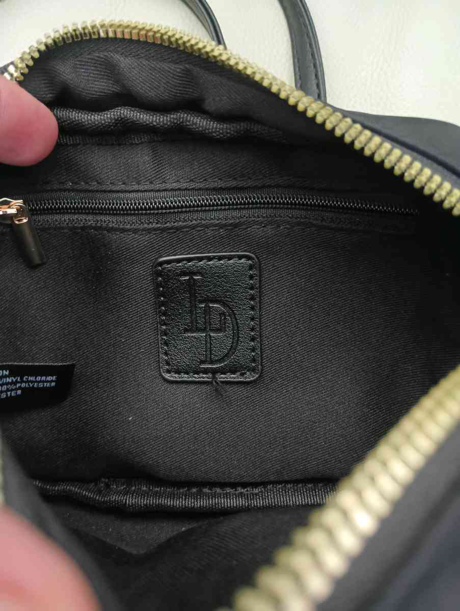 Black small crossbody bag