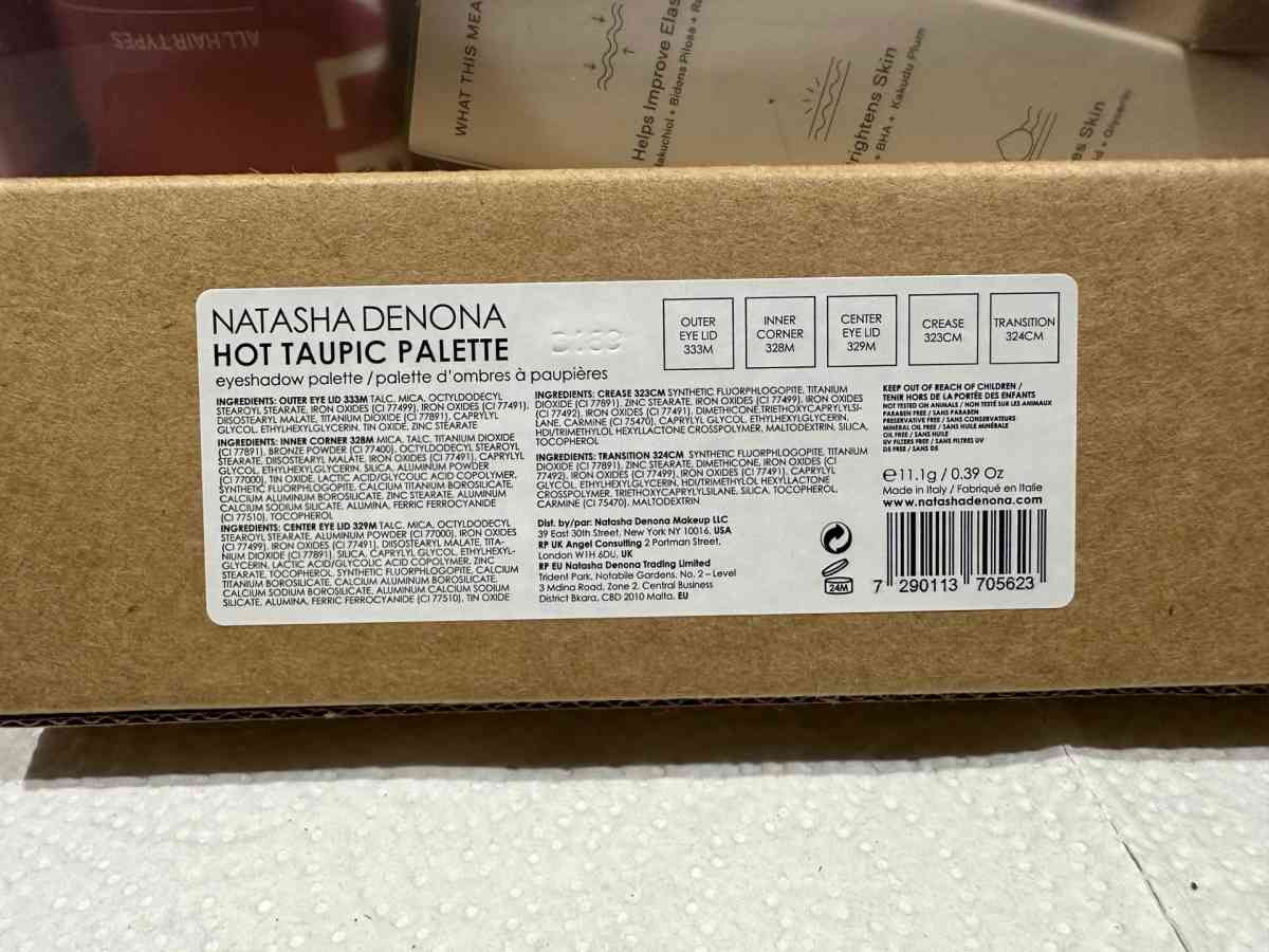 Natasha Denona Hot Taupic eyeshadow palette