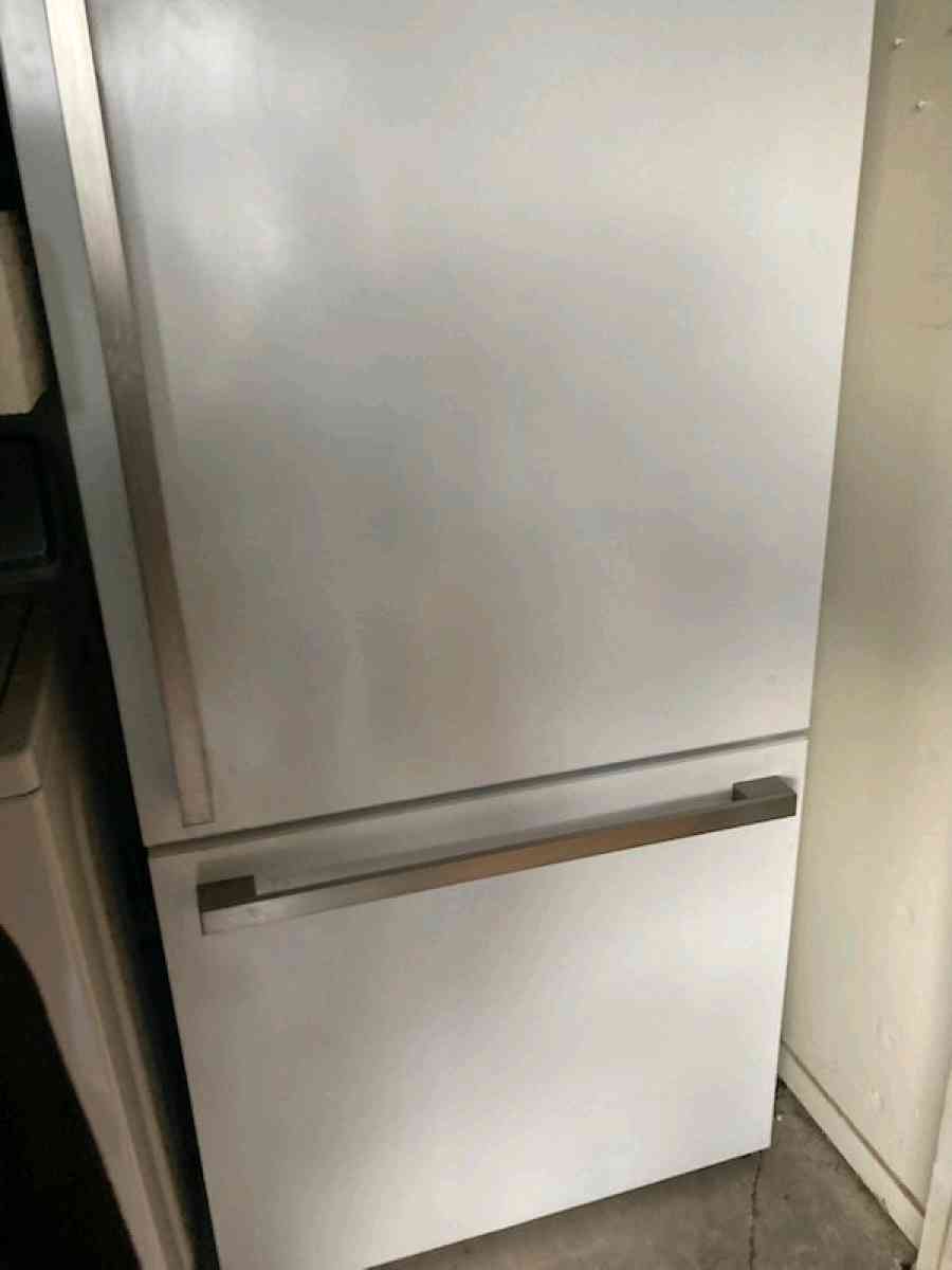 refrigerator