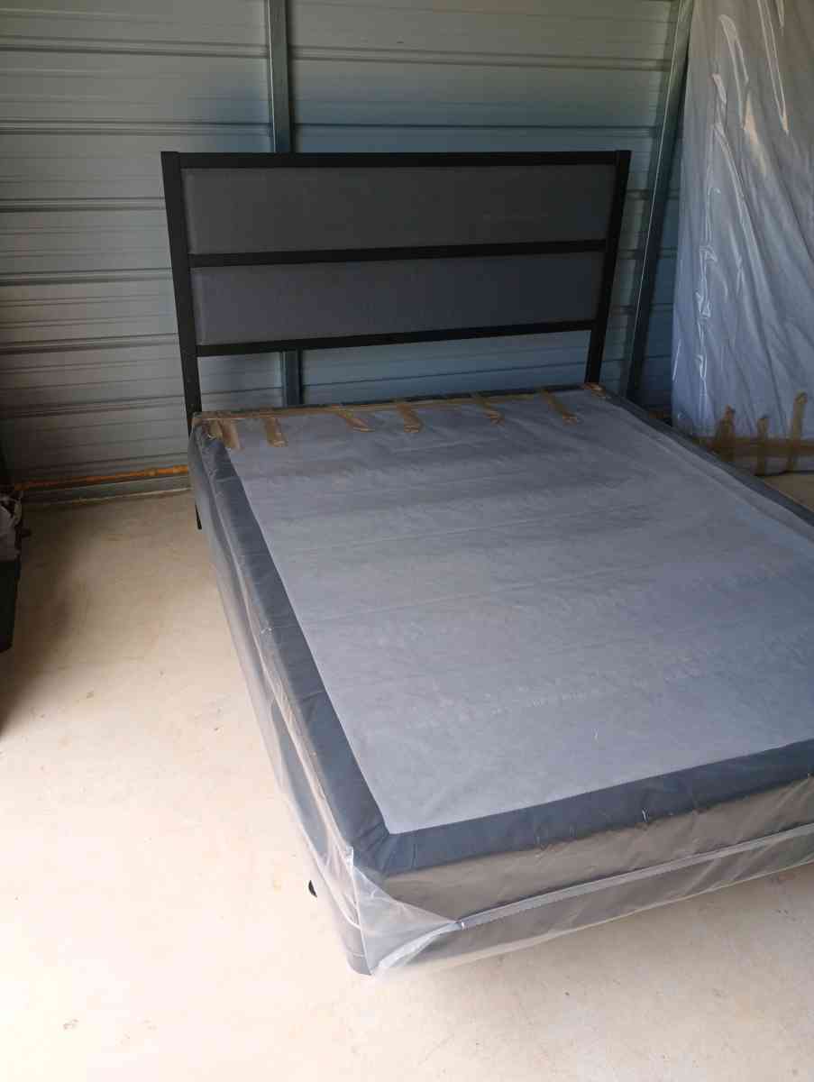 Metal Queen Size Bedframe With Box Spring