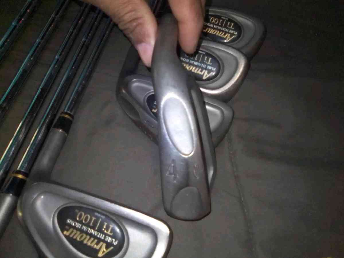 golf clubs