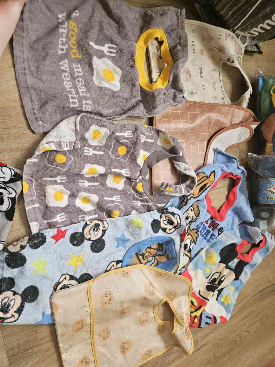 Toddler Bibs and Sippy cups