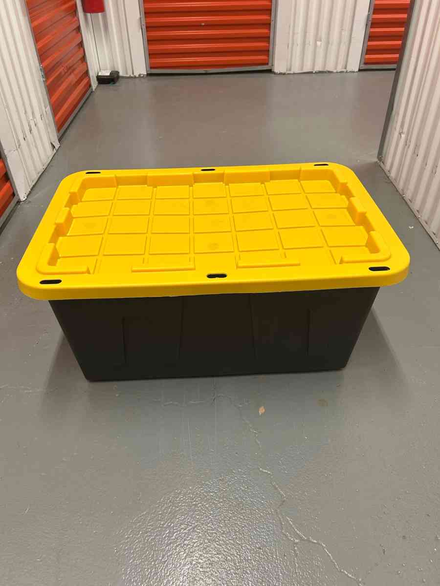 27 Gallon Black Tote with Standard Snap Lid Heavy dut - Rochelle Park, New Jersey - FleaMarketBay