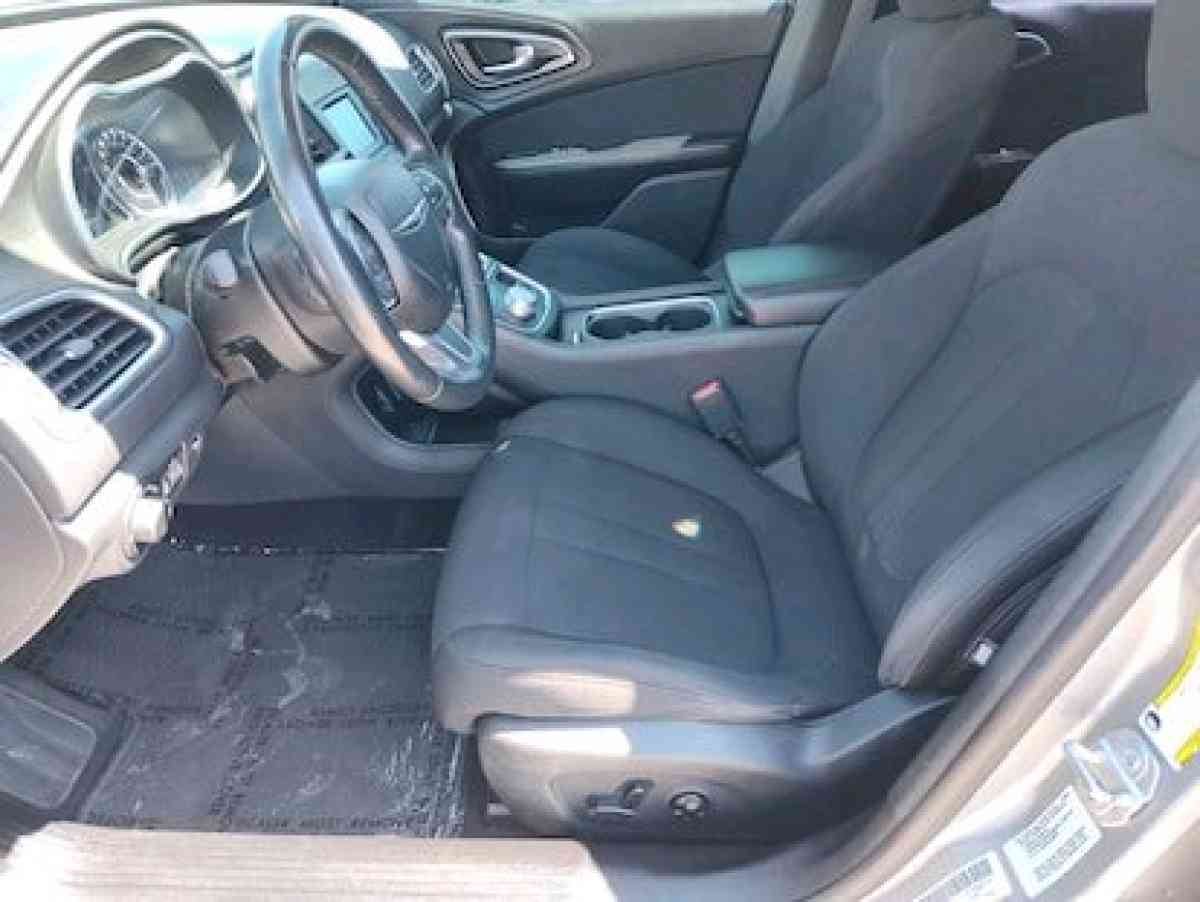 2015  Chrysler200 Limited