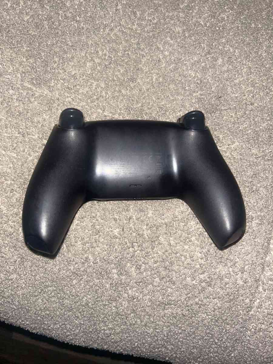 Black P5 Controller
