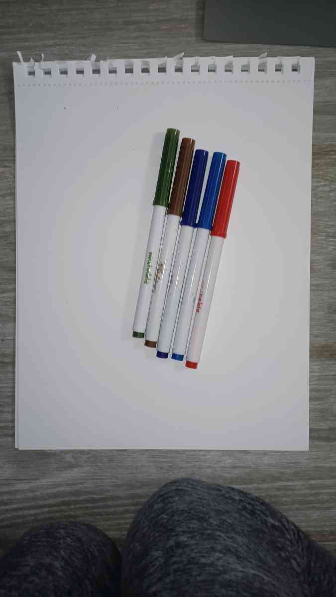 Craft supplies and game bundle - Gulfport, Mississippi - FleaMarketBay