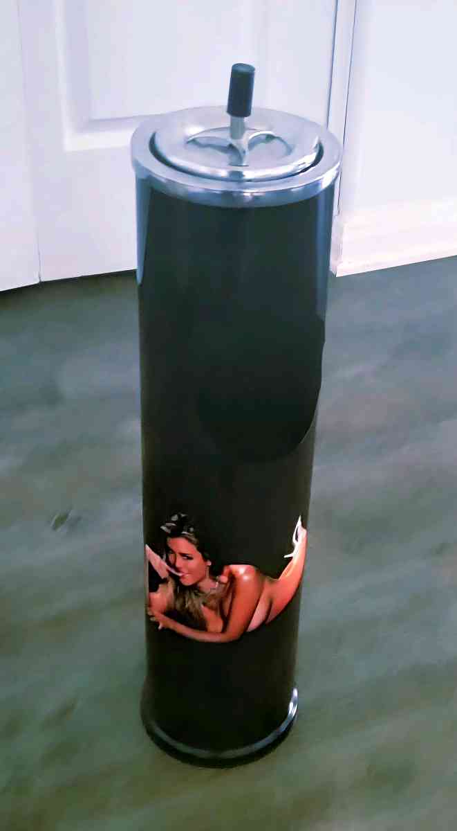 Ash Tray Collectable