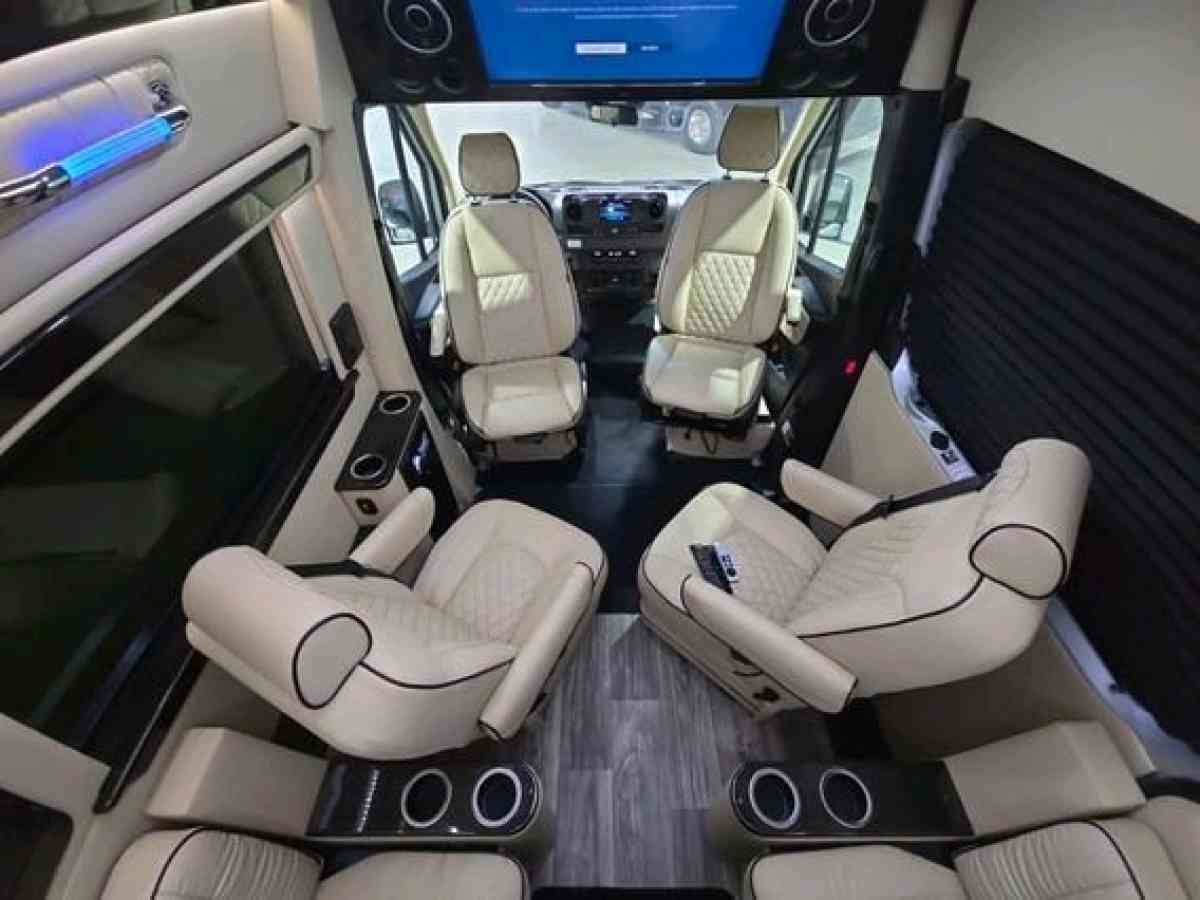 2023 ULTIMATE TOYS CRUISER 144