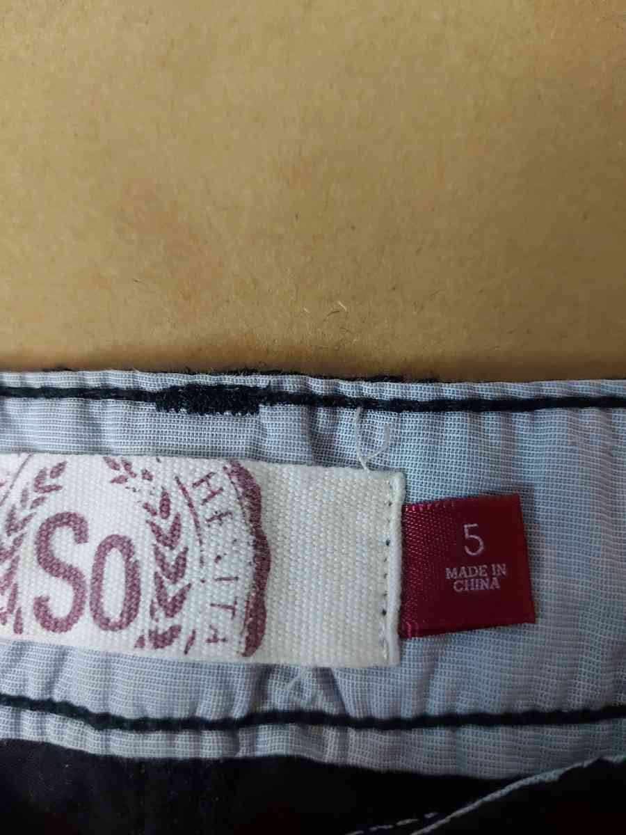 SO Clothing Black Lace Shorts Size 5 Juniors