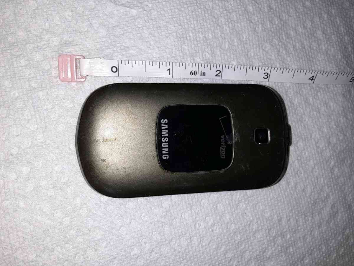 Samsung Flip Phone - Easton, Pennsylvania - FleaMarketBay