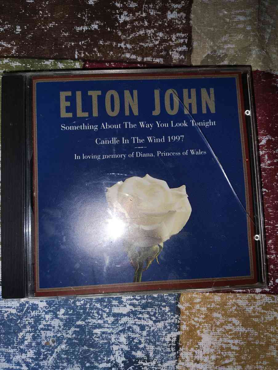 Elton John Something About The Way You Look Tonight Candle I