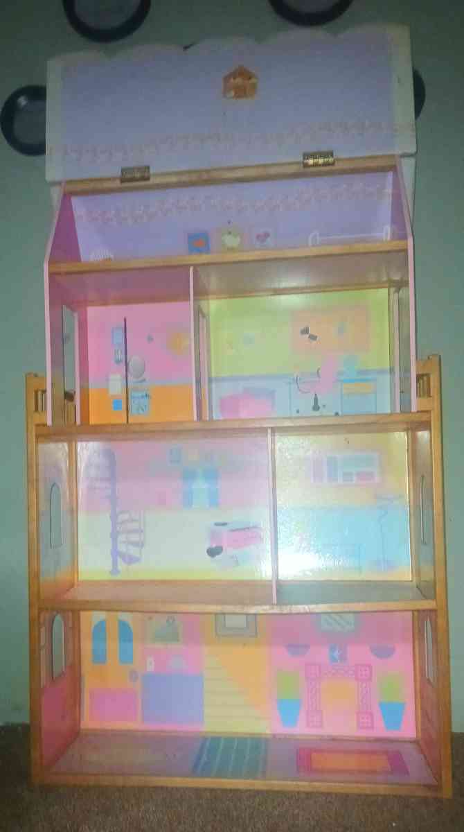 Large 5 Foot Wooden Doll House