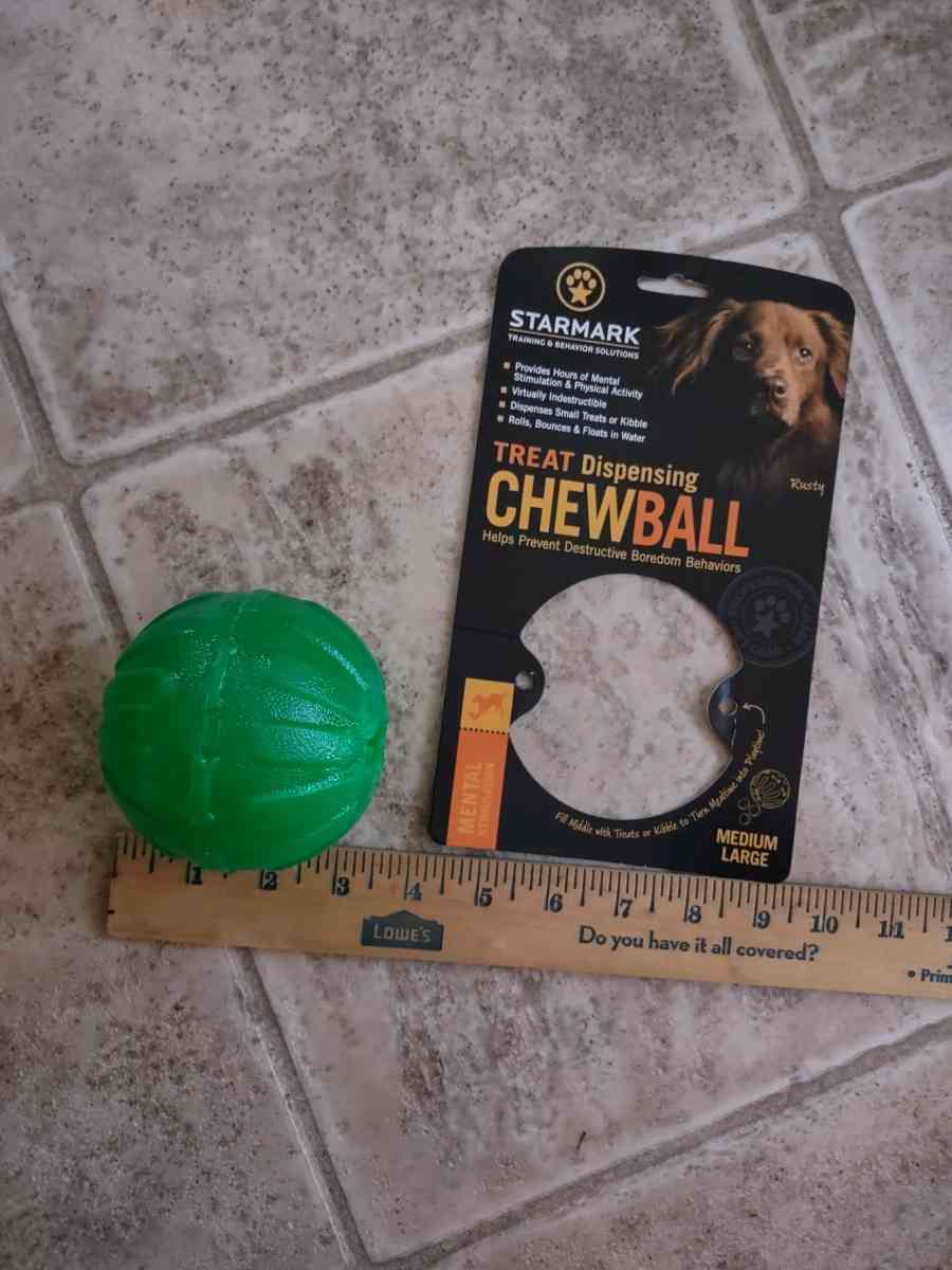Starmark Treat dispensing chew ball Medium Large used - Inola, Oklahoma - FleaMarketBay