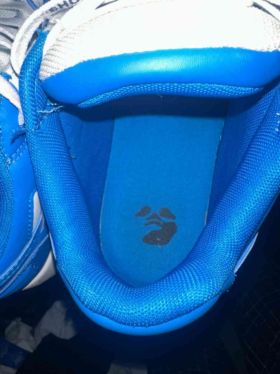 off white OOO size 42 - Goodlettsville, Tennessee - FleaMarketBay