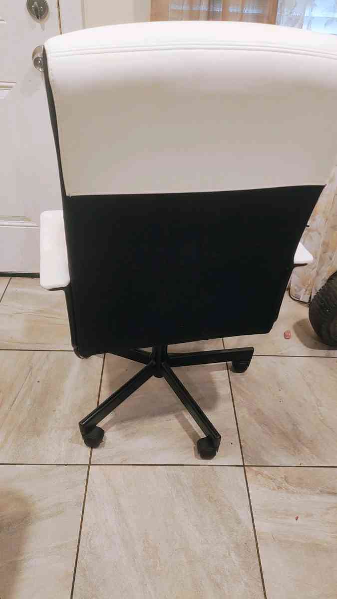 silla para oficina - Calexico, California - FleaMarketBay