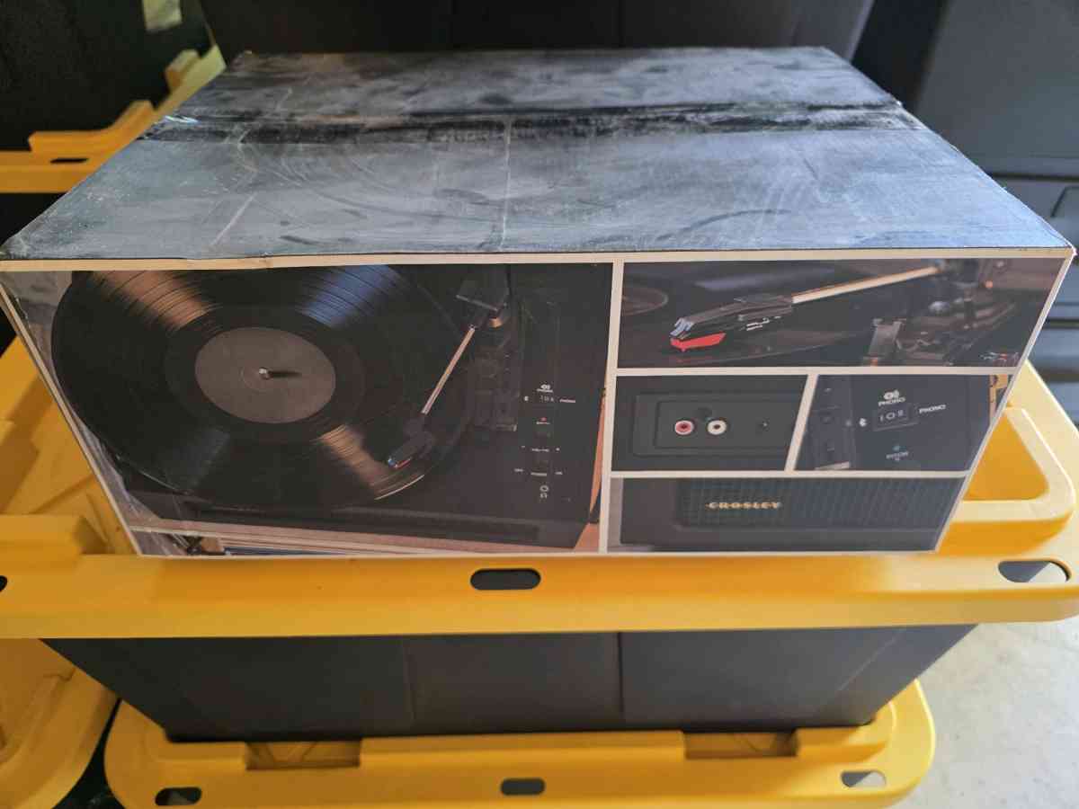 Crosley Voyager 3 Speed Portable Bluetooth Turntable Black - Overton, Texas - FleaMarketBay