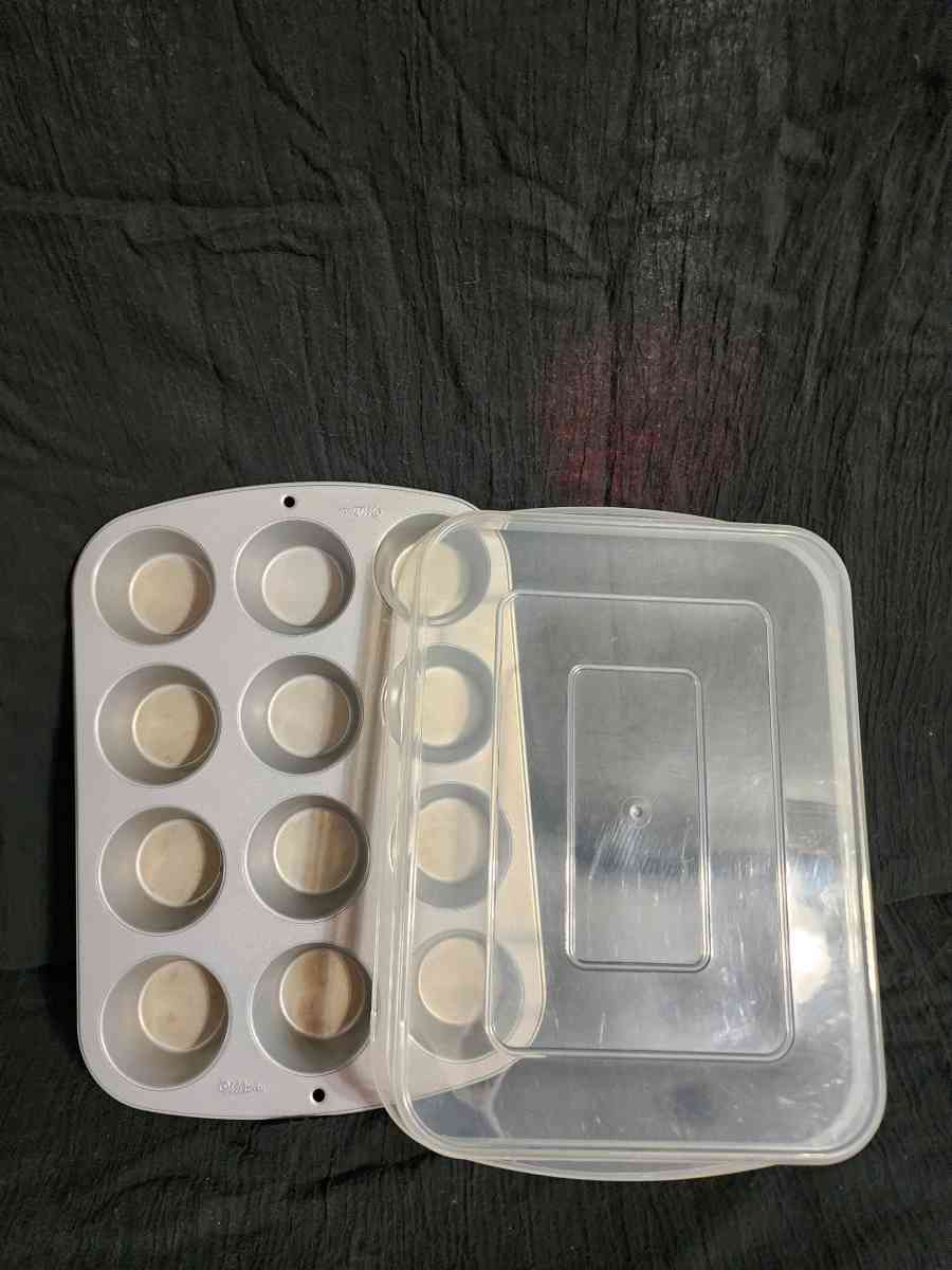 Wilson cupcake muffin pan