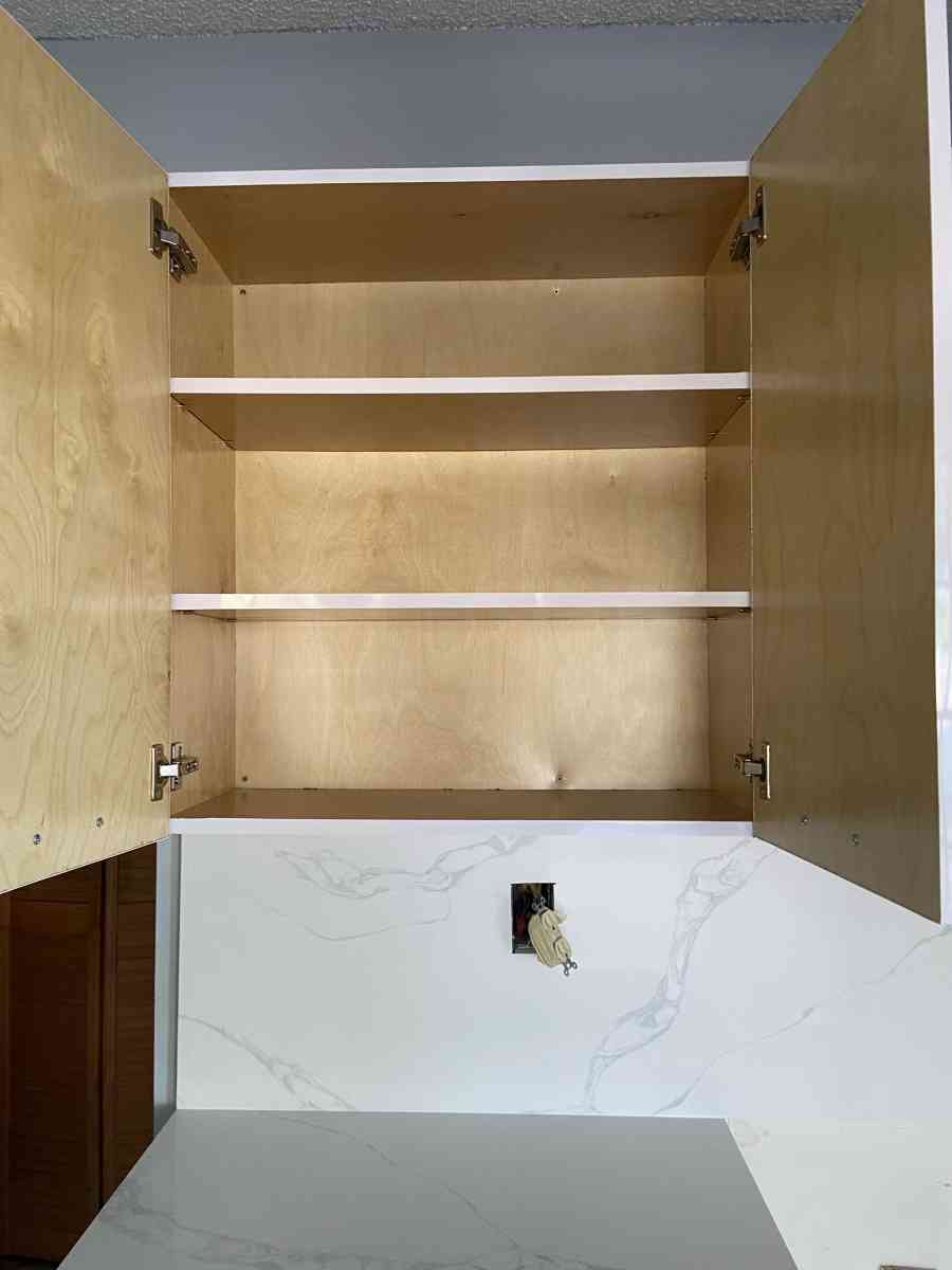 Small Kitchens Cabinets