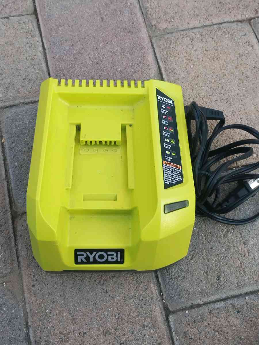 Ryobi 5 pc Blower Set - Desert Hot Springs, California - FleaMarketBay