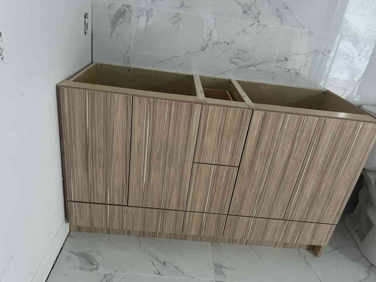 New Modern Bathroom cabinets
