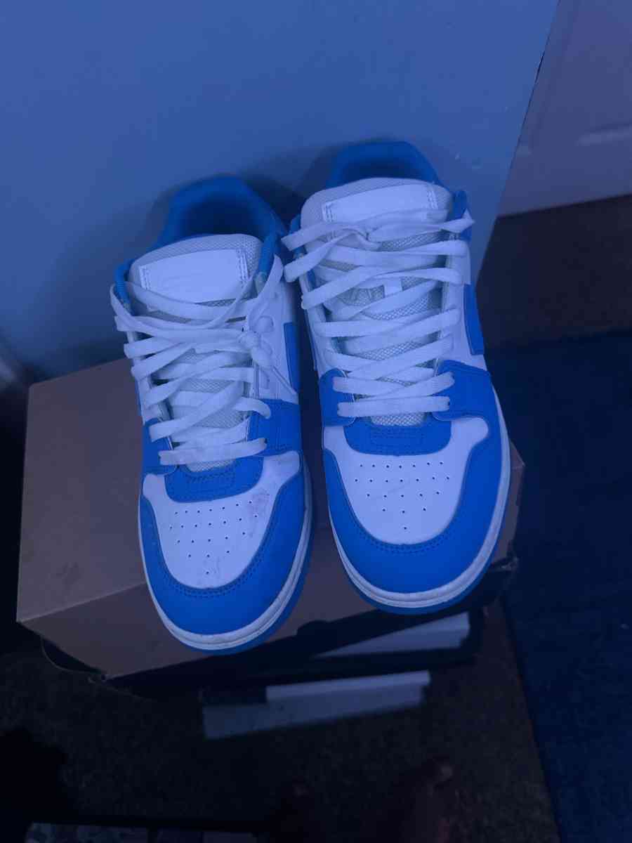 off white ooo size 42 - Goodlettsville, Tennessee - FleaMarketBay