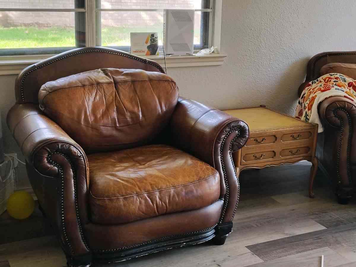 Rustic Brown leather couch and chair - Sanger, Texas - FleaMarketBay