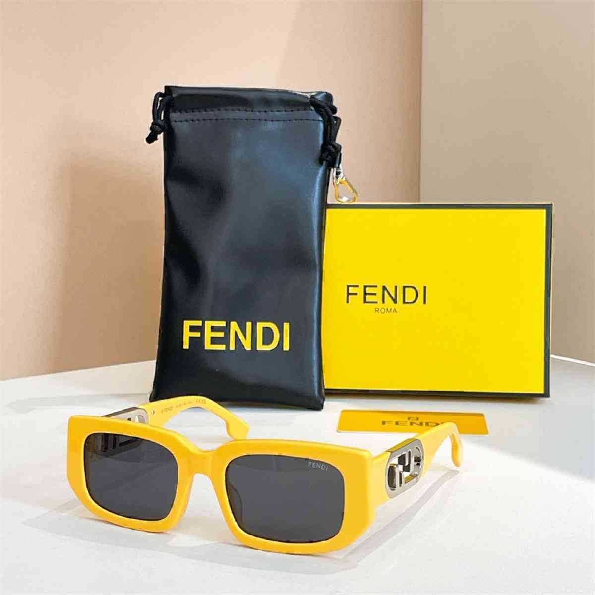 Fendi - Alicia, Arkansas - FleaMarketBay