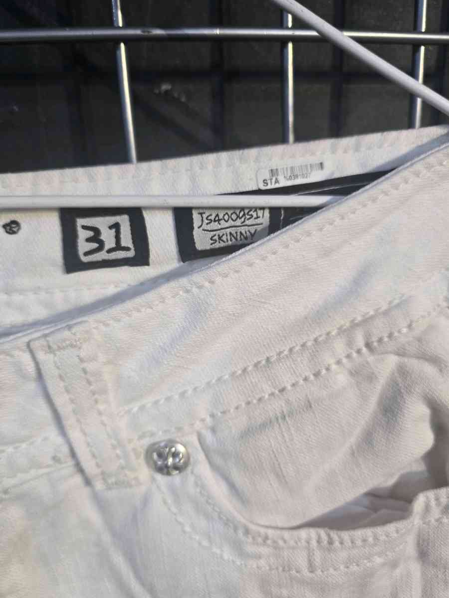 women miss me jeans color white