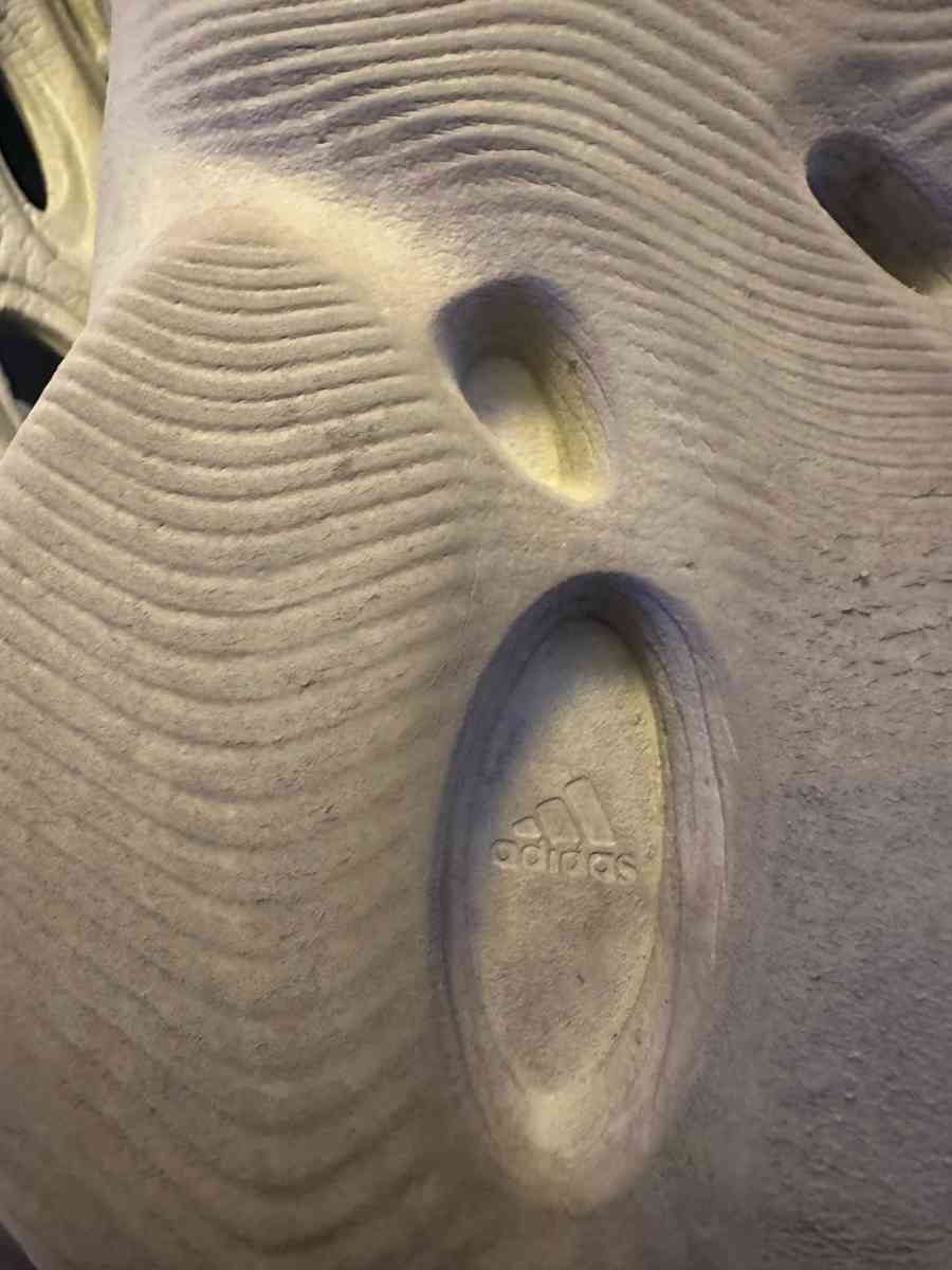 foam runner stone sage - Goodlettsville, Tennessee - FleaMarketBay