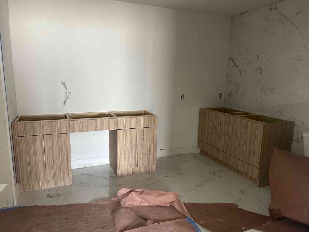 New Modern Bathroom cabinets