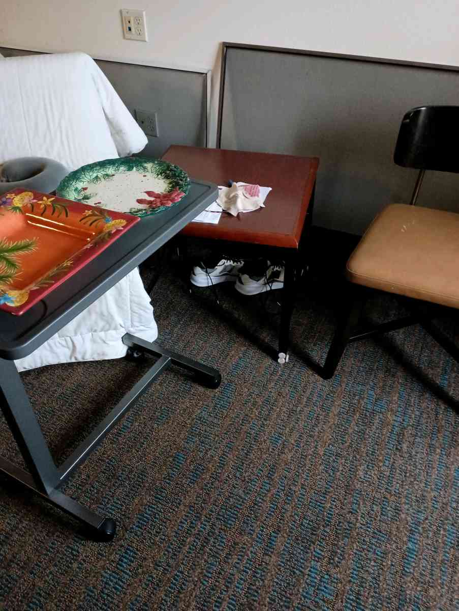 furniture tv moving sale - San Diego, California - FleaMarketBay