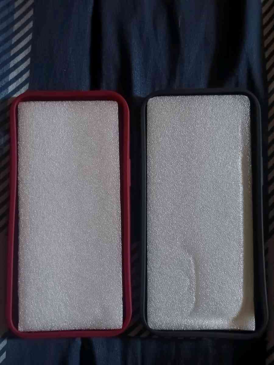 iPhone 14 pro max phone case - West Warwick, Rhode Island - FleaMarketBay
