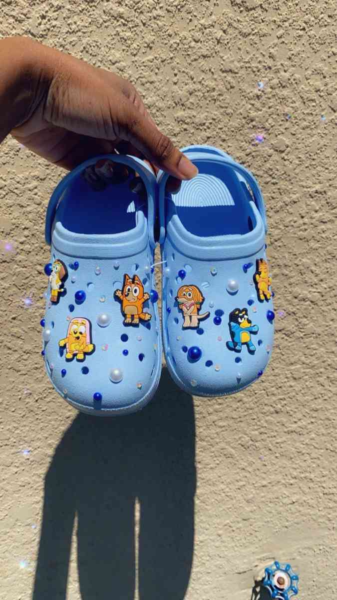 Bluey crocs