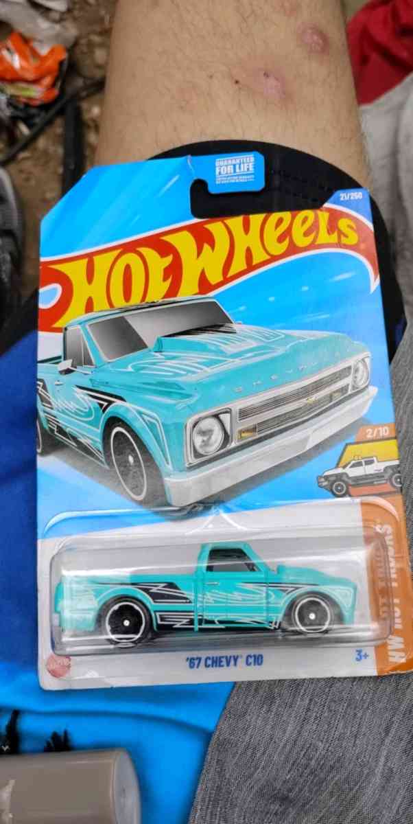Hot Wheels 4pc