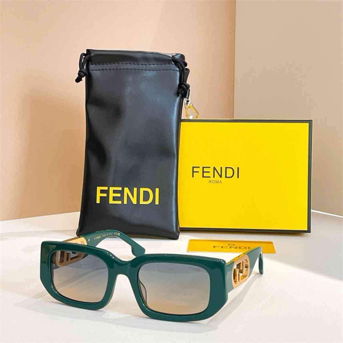 Fendi - Alicia, Arkansas - FleaMarketBay