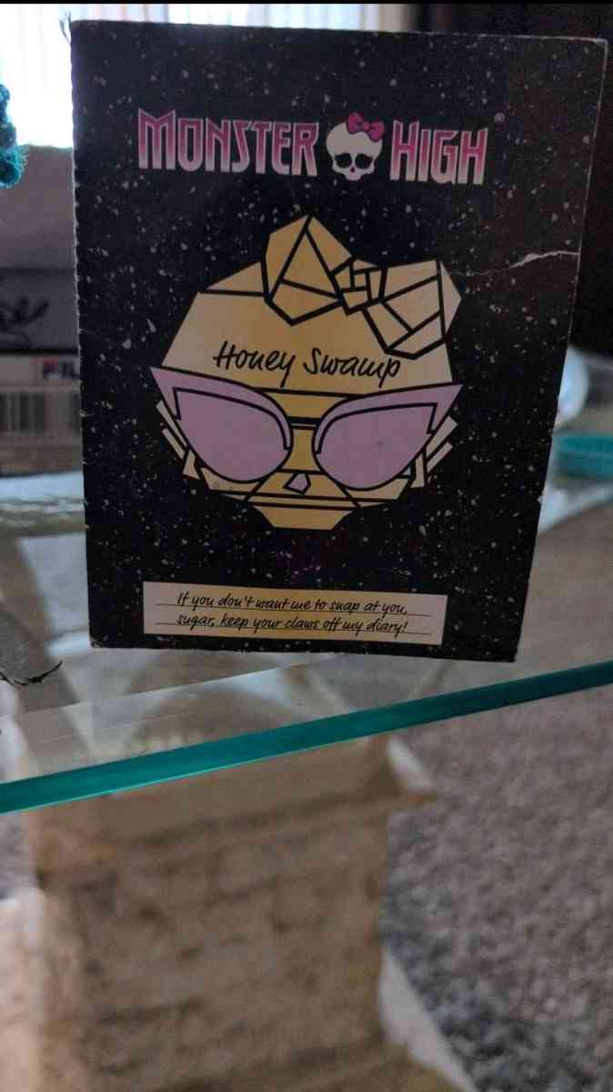 monster high doll honey swamp
