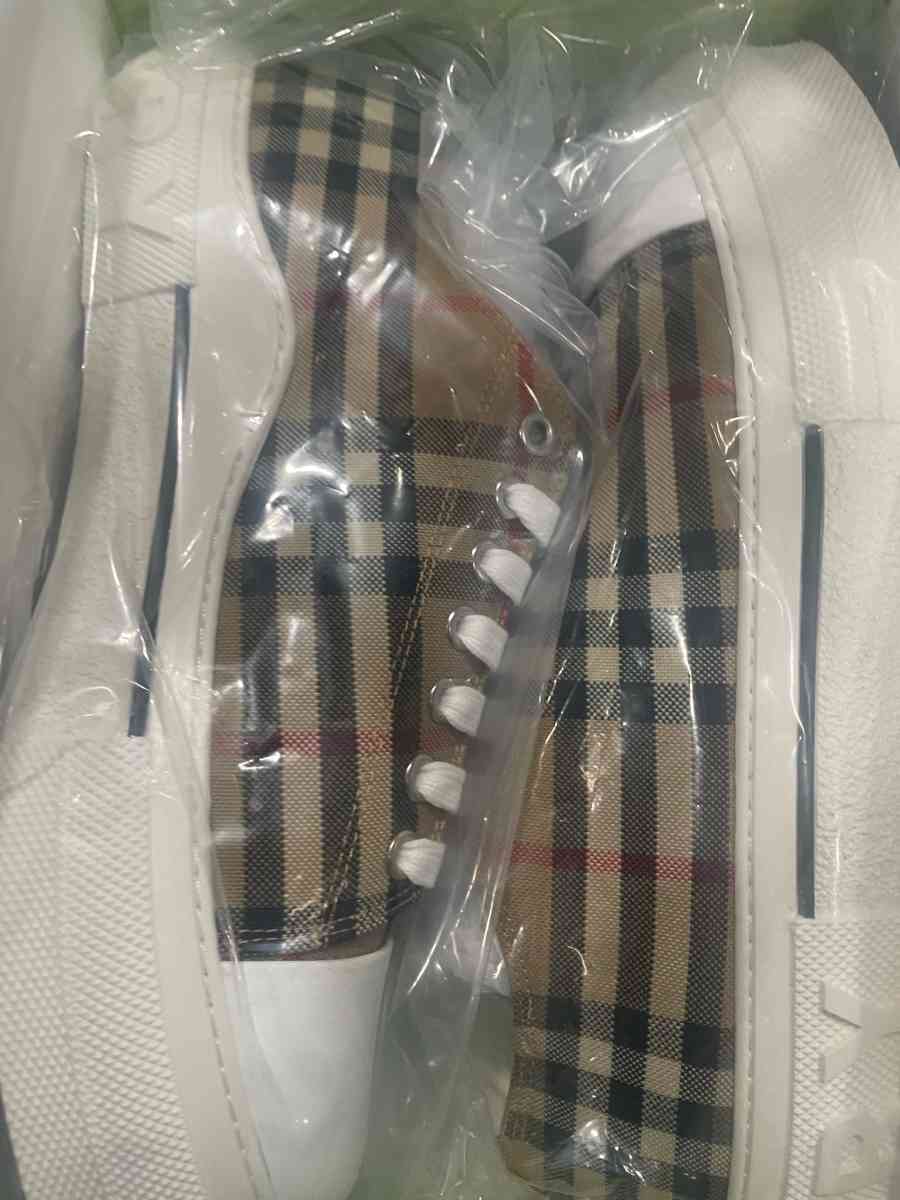 New designer shoes size8