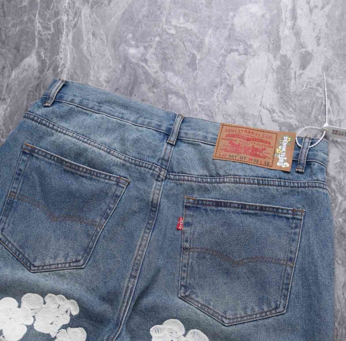 denim shorts - Tucson, Arizona - FleaMarketBay