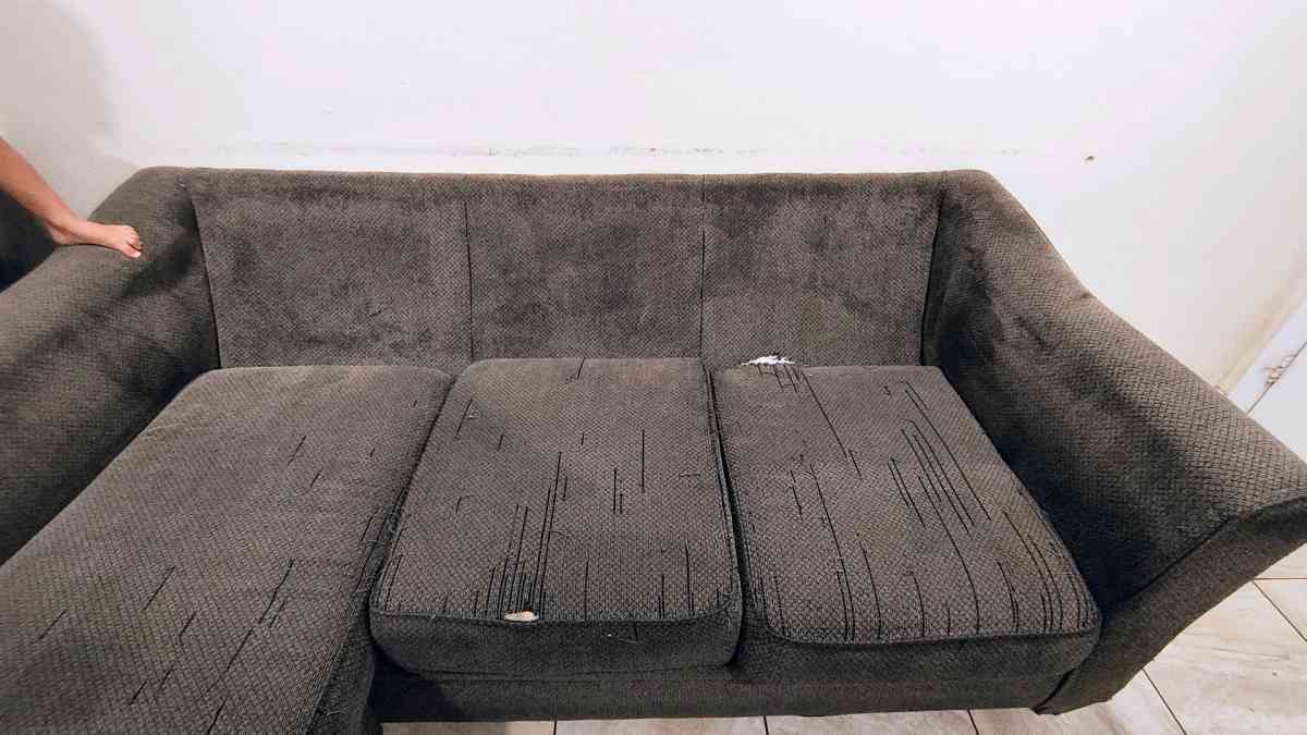 sofa como se muestra en la imagen - El Centro, California - FleaMarketBay