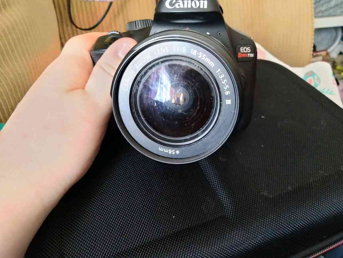 Canon EOS Rebel T100