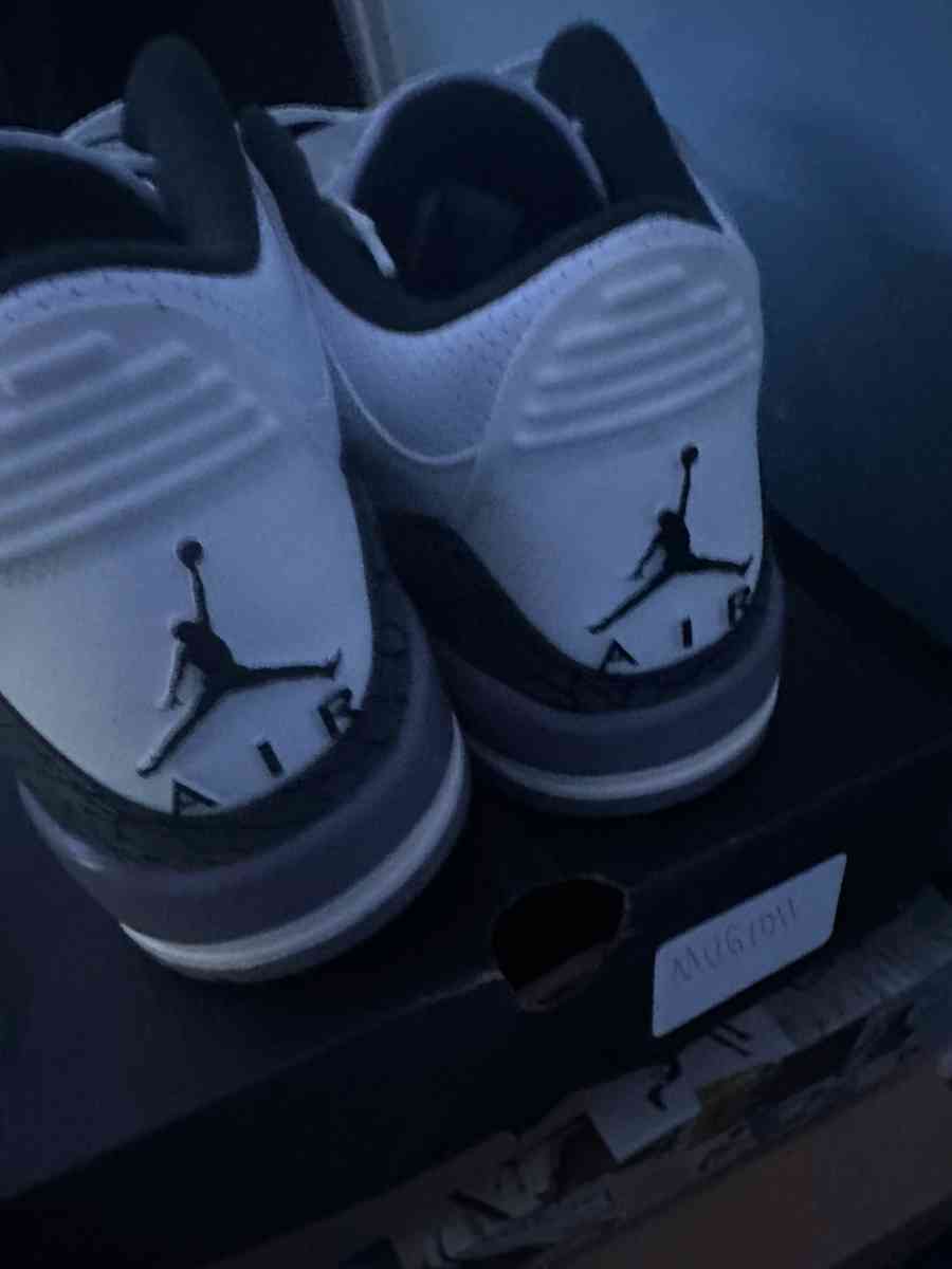 jordan 3 cement grey - Goodlettsville, Tennessee - FleaMarketBay