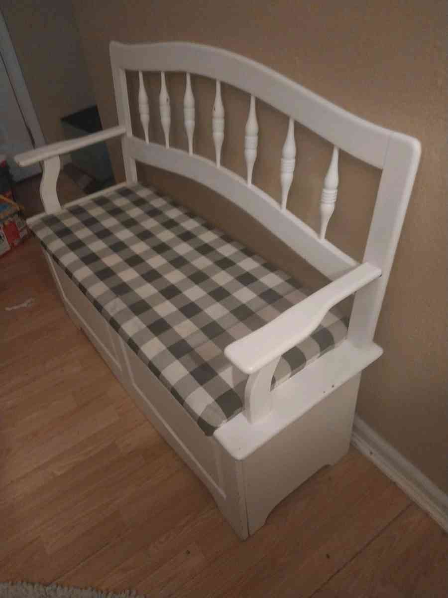 White Entryway Bench