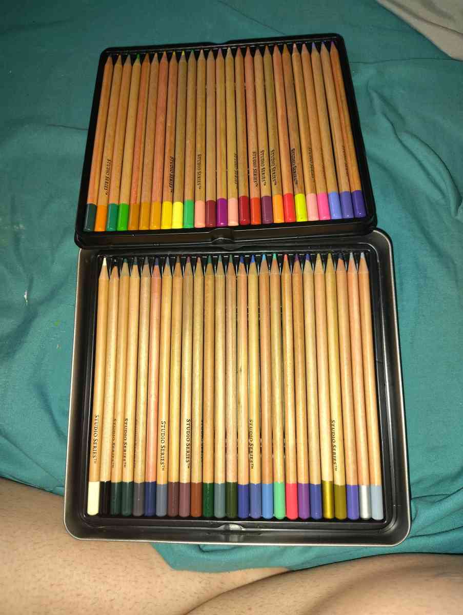 deluxe 50 colored pencil set - Detroit, Michigan - FleaMarketBay