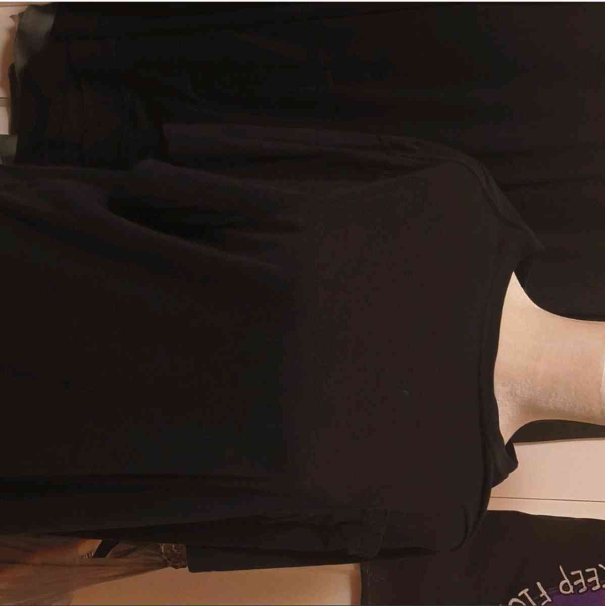 Black short Sleeve Lee shirt