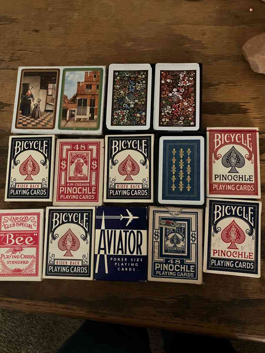 playing cards - Adelanto, California - FleaMarketBay