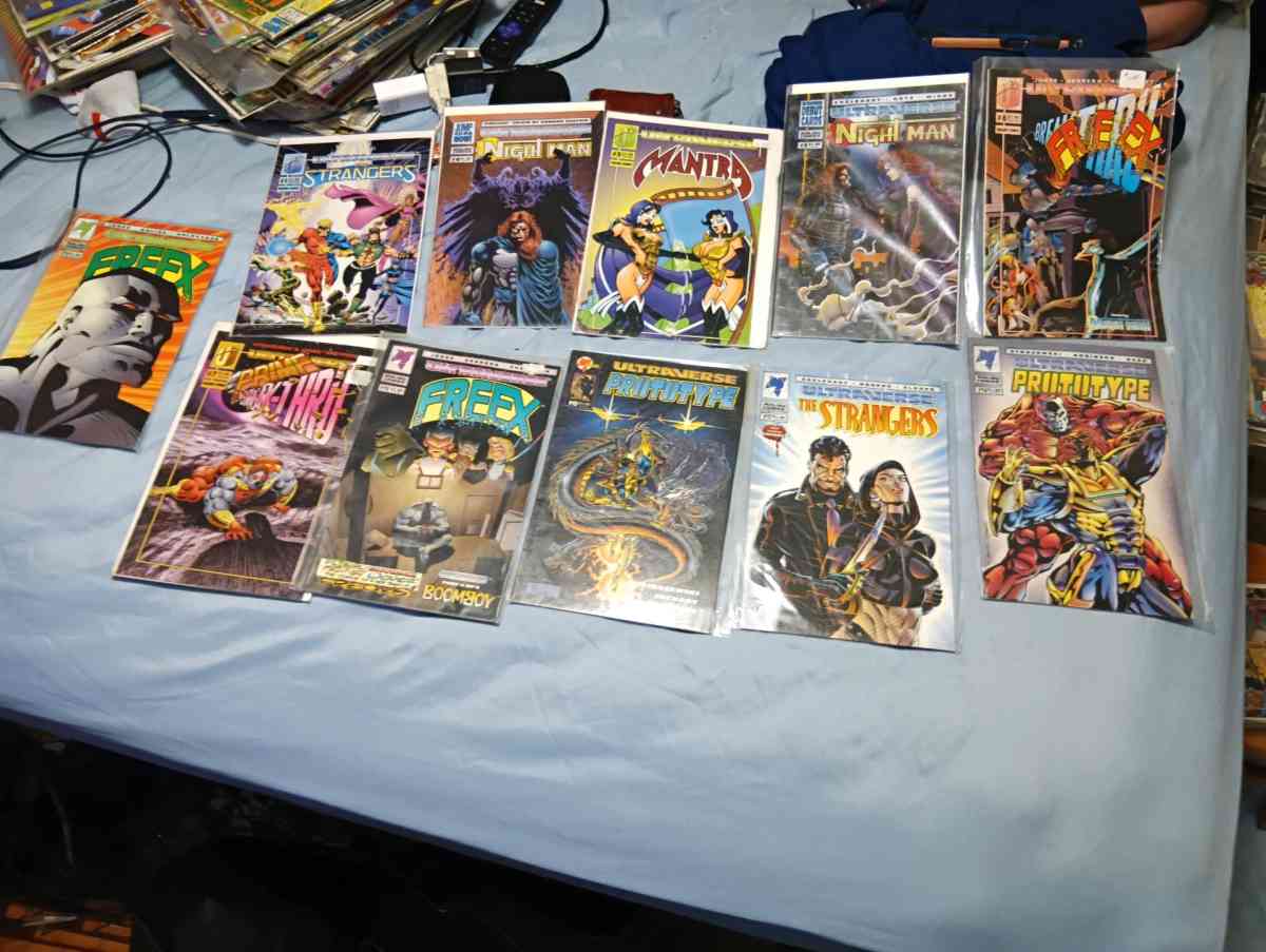 comic books - Akron, Ohio - FleaMarketBay